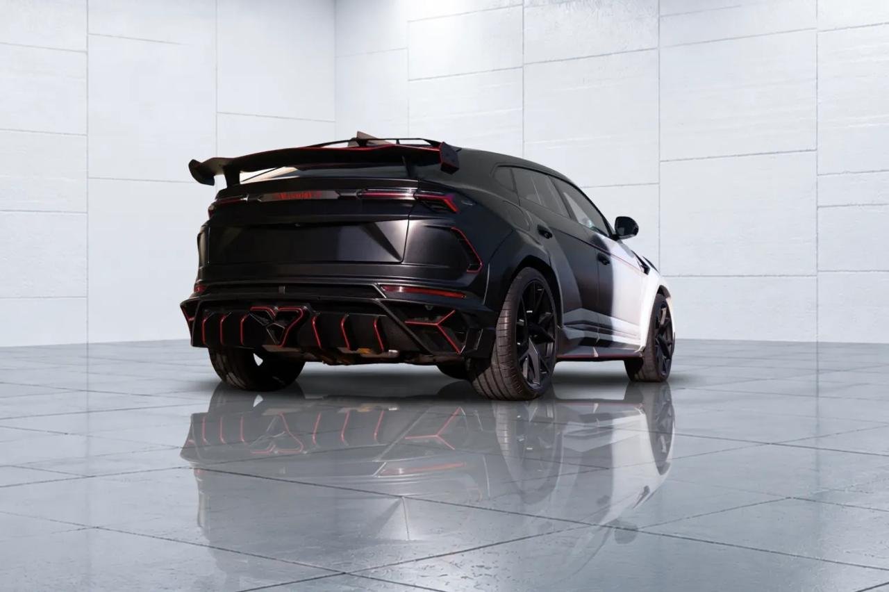Lamborghini Urus Mansory